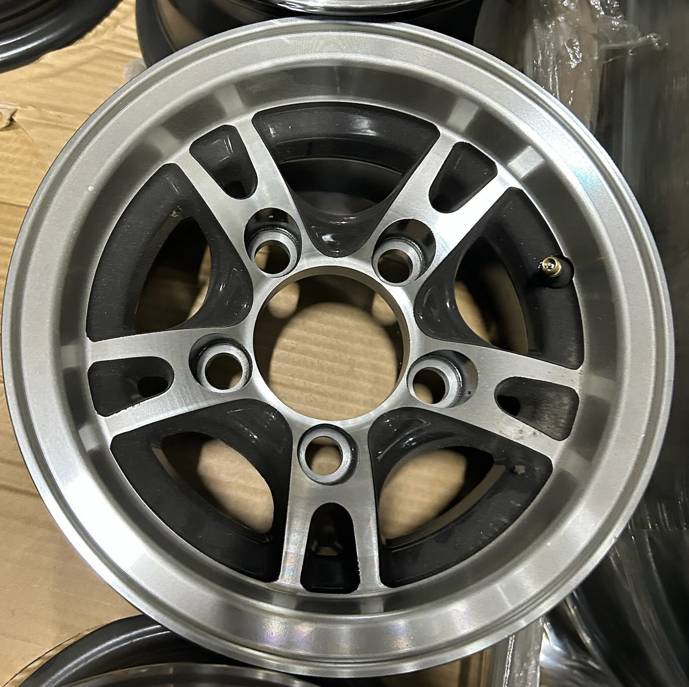 Lionshead 10X6 5-4.5 BLACK JAGUAR ALUMINUM WHEEL