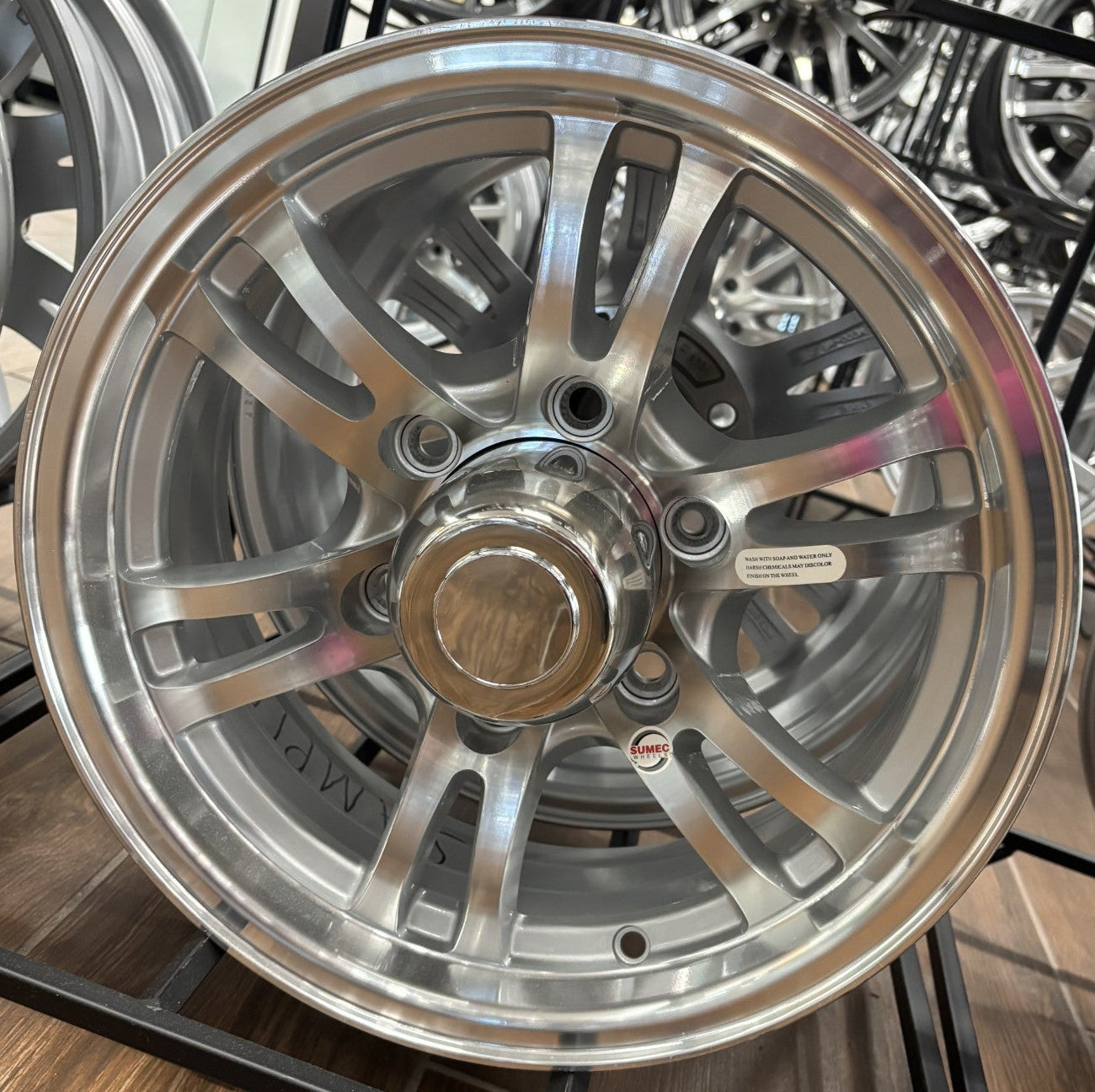 Lionshead 16"x 6"- 6 on 5-1/2" Jaguar Aluminum Wheel - Silver Machine Finish